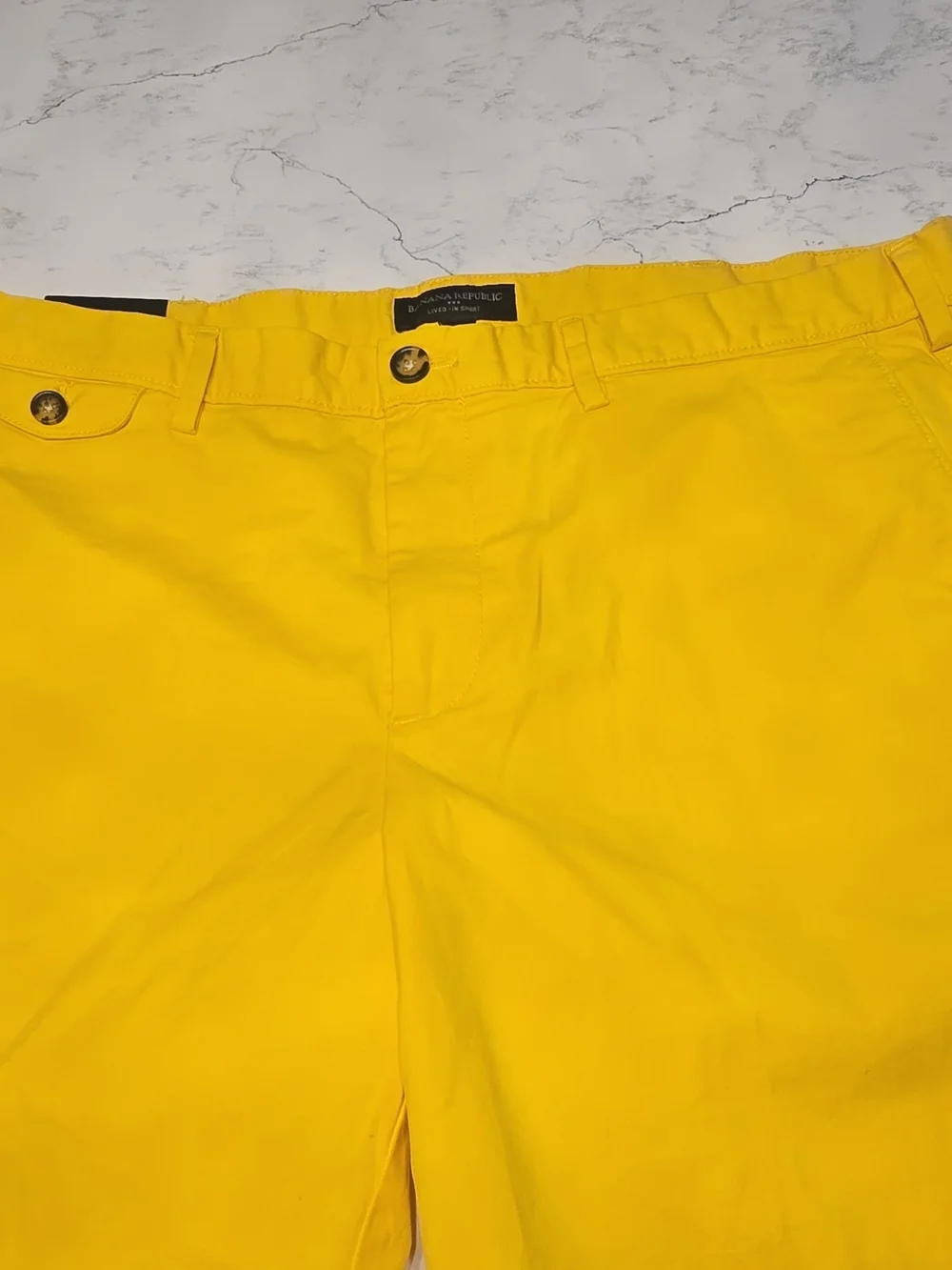 Banana Republic Men’s Bright Yellow Flat-Front Chino Shorts